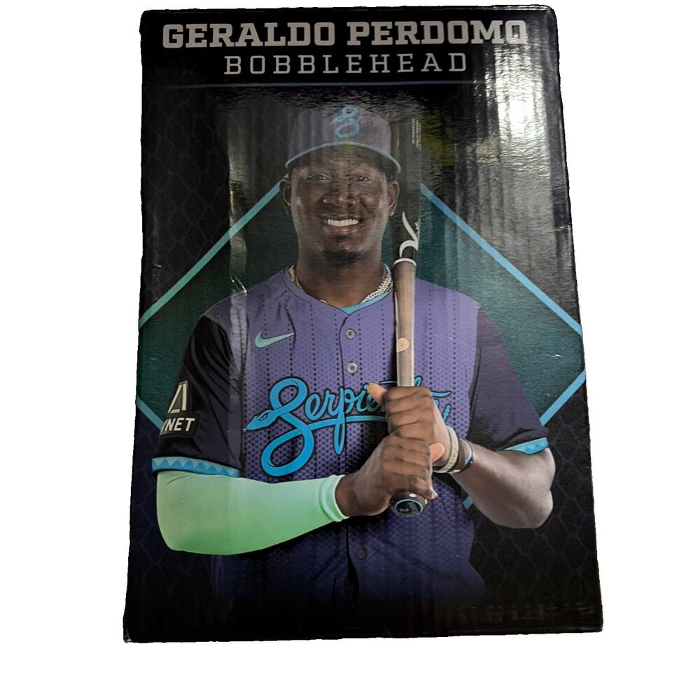 Serpientes Geraldo Perdomo Bobblehead